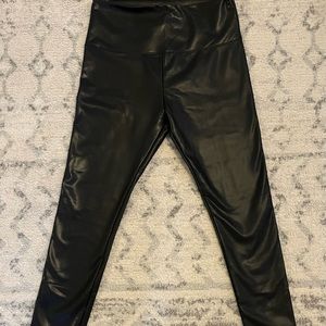 Black leggings